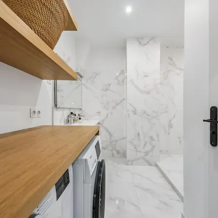 Design - Near Eiffel Tower And Seine River By Weekome Apartman